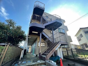 三陽マンションの物件外観写真